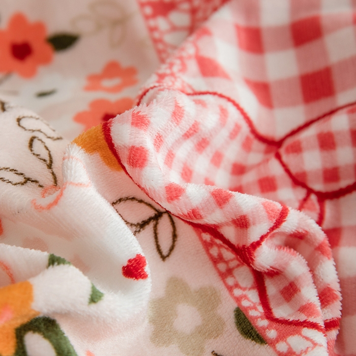 91家纺网 家纺一手货源 找家纺 宅部落 2025新款高克重牛奶绒卡通印花单被套 小时代