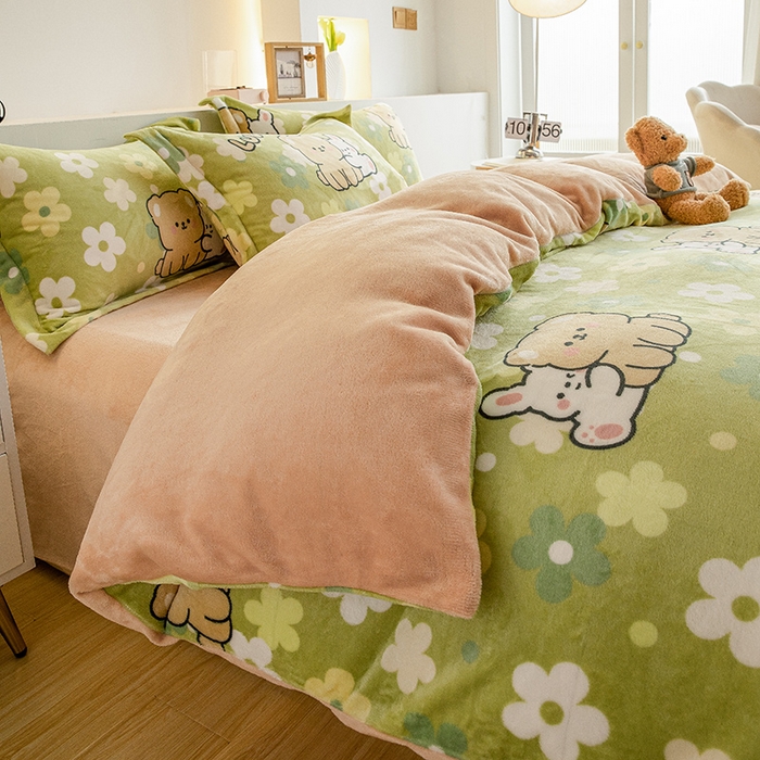 91家纺网 家纺一手货源 找家纺 宅部落 2025新款高克重牛奶绒卡通印花单被套 伊甸园