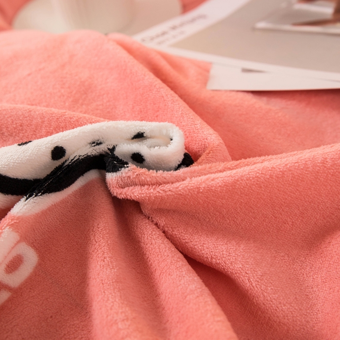 91家纺网 家纺一手货源 找家纺 宅部落 2025新款高克重牛奶绒卡通印花单被套 心动