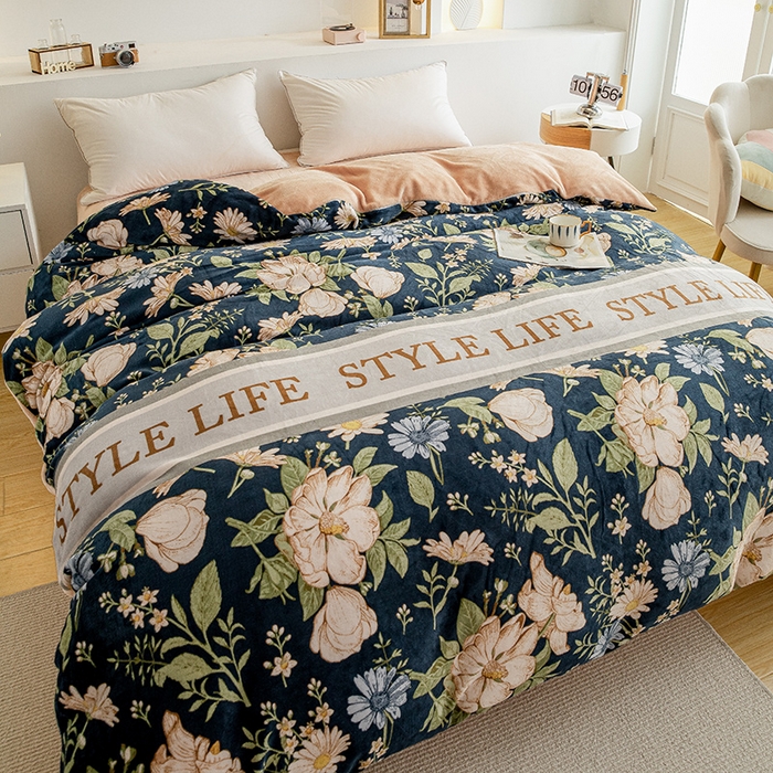 91家纺网 家纺一手货源 找家纺 宅部落 2025新款高克重牛奶绒卡通印花单被套 兰黛佳人