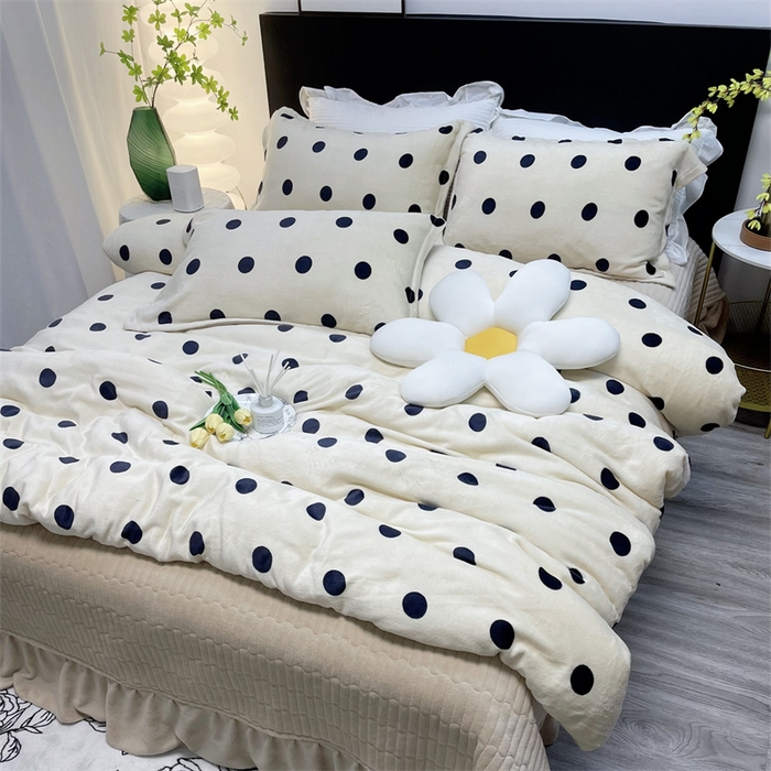 91家纺网 家纺一手货源 找家纺 （总）富缦庭 2024新款直播爆款小清新印花牛奶绒床盖四件套