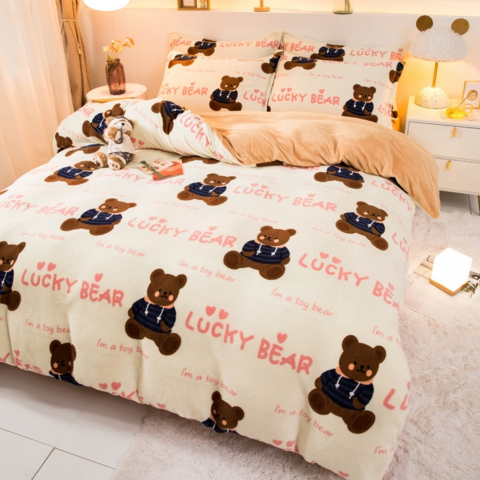 91家纺网 家纺一手货源 找家纺 宅部落 2025新款高克重牛奶绒卡通印花单被套 小睡熊