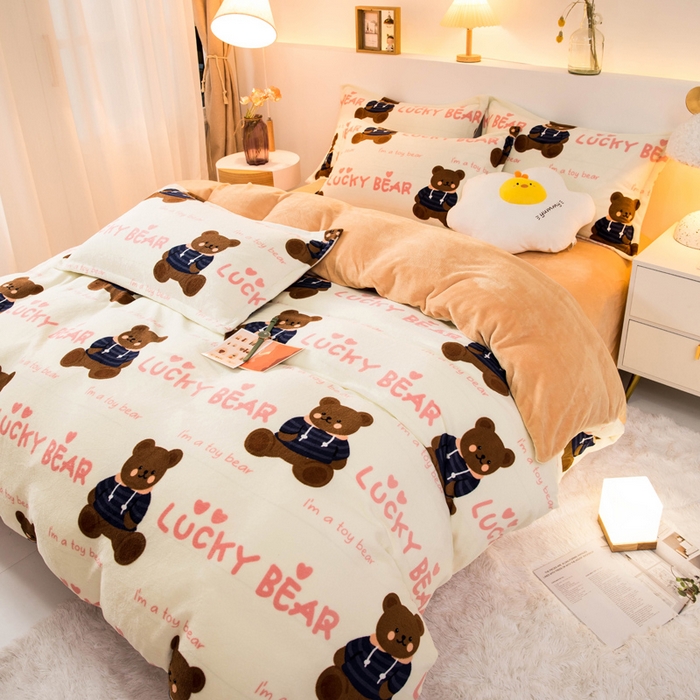 91家纺网 家纺一手货源 找家纺 宅部落 2025新款高克重牛奶绒卡通印花单被套 小睡熊