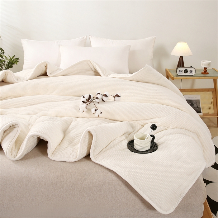 91家纺网 家纺一手货源 找家纺 （总）好老表被业 2025新款羽丝棉被芯鱼鳞网纱整张填充棉胎冬被蓄能发热保暖四季被子加厚春秋被