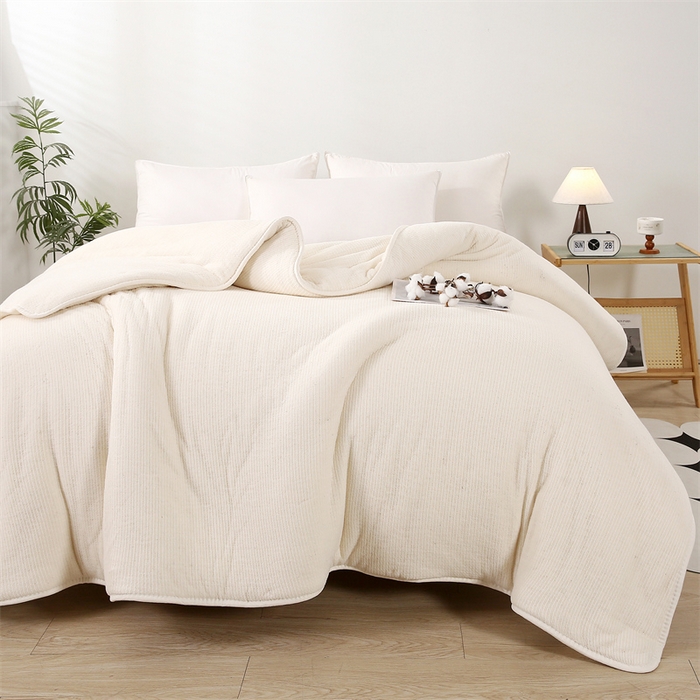 91家纺网 家纺一手货源 找家纺 （总）好老表被业 2025新款羽丝棉被芯鱼鳞网纱整张填充棉胎冬被蓄能发热保暖四季被子加厚春秋被