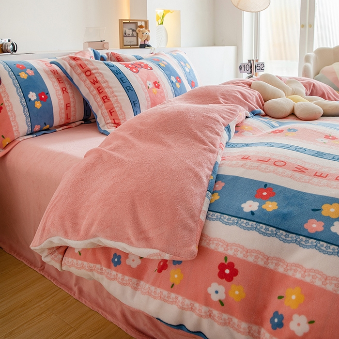 91家纺网 家纺一手货源 找家纺 宅部落 2025新款高克重牛奶绒卡通印花单被套 恋蝶花