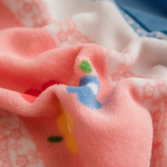 91家纺网 家纺一手货源 找家纺 宅部落 2025新款高克重牛奶绒卡通印花单被套 恋蝶花