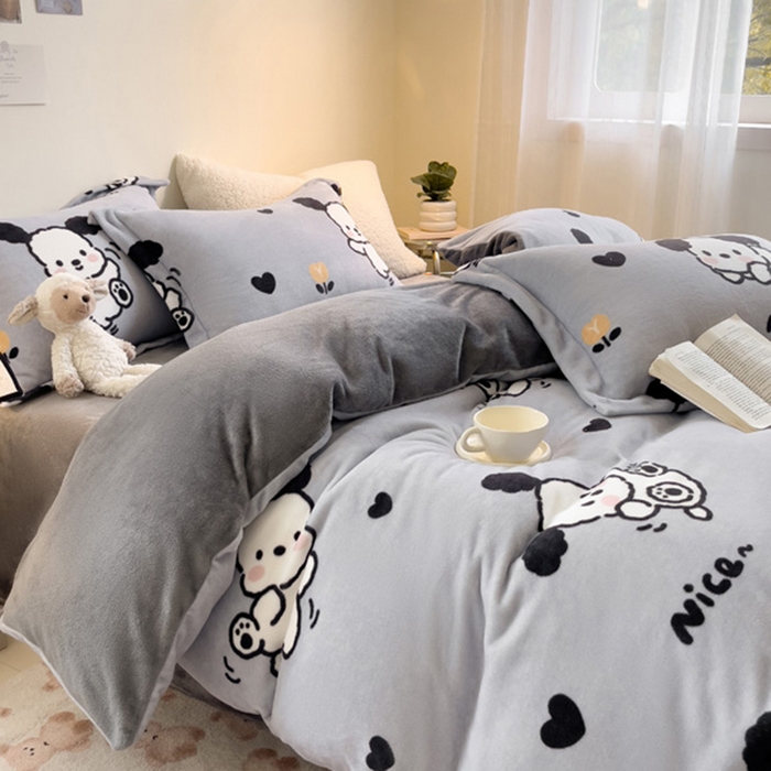 91家纺网 家纺一手货源 找家纺 宅部落 2025新款高克重牛奶绒卡通印花单被套 快乐小汪汪