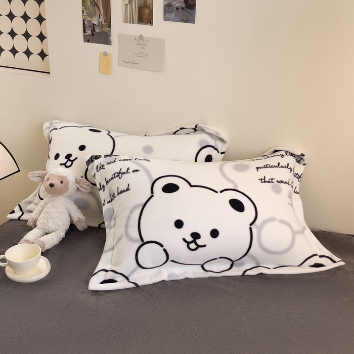 91家纺网 家纺一手货源 找家纺 宅部落 2025新款高克重牛奶绒卡通印花单被套 小熊熊