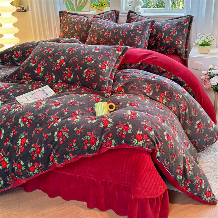 91家纺网 家纺一手货源 找家纺 富缦庭 2024新款直播爆款小清新印花牛奶绒床盖四件套 玫瑰香氛