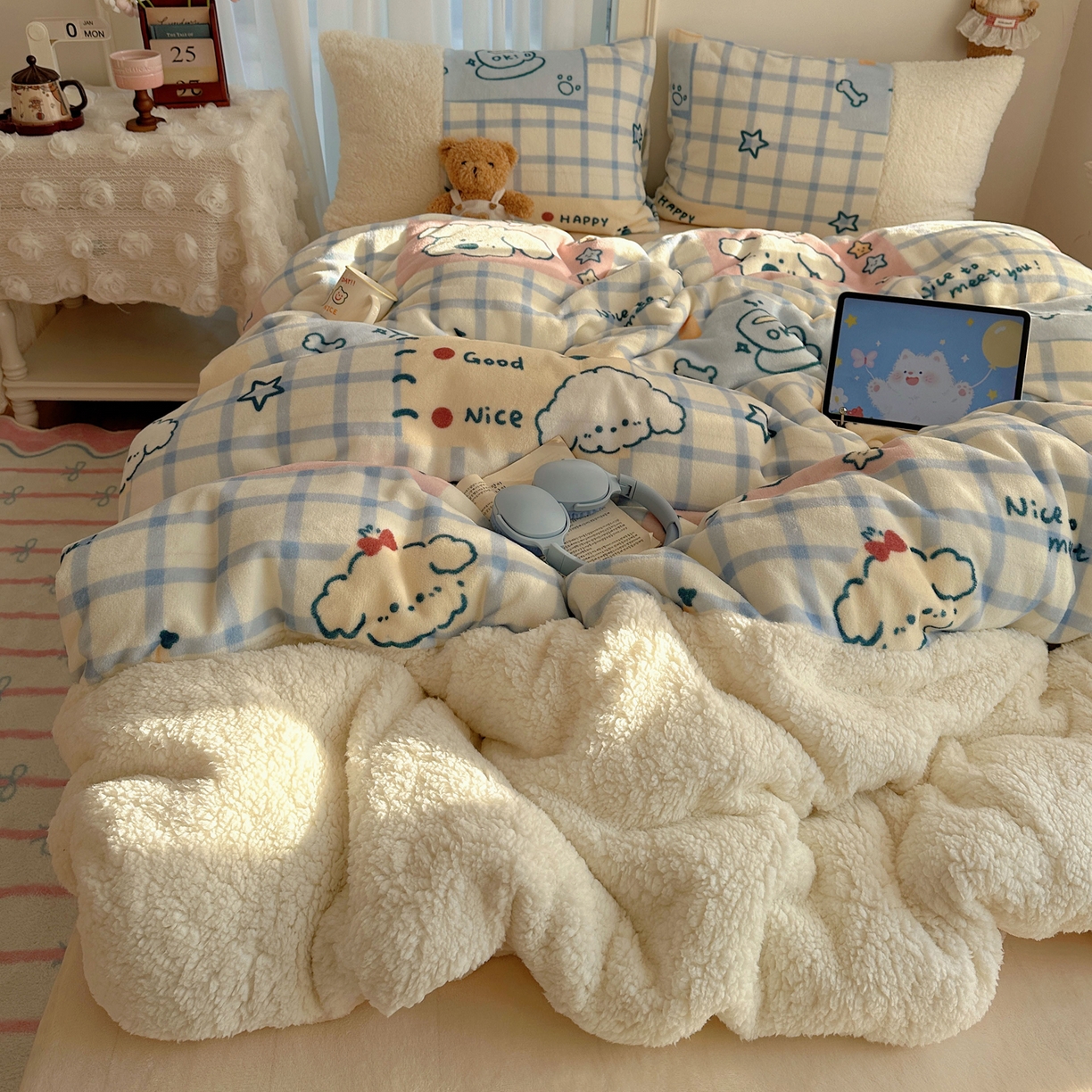 91家纺网 家纺一手货源 找家纺 （总）顾里家纺 2025新款ins韩风甜感羊羔拼接牛奶绒少女系四件套