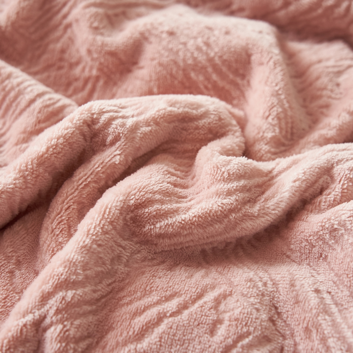 91家纺网 家纺一手货源 找家纺 寐绸家纺 2025秋冬新款230g牛奶绒肌理雕花四件套 肌理四件套-豆沙