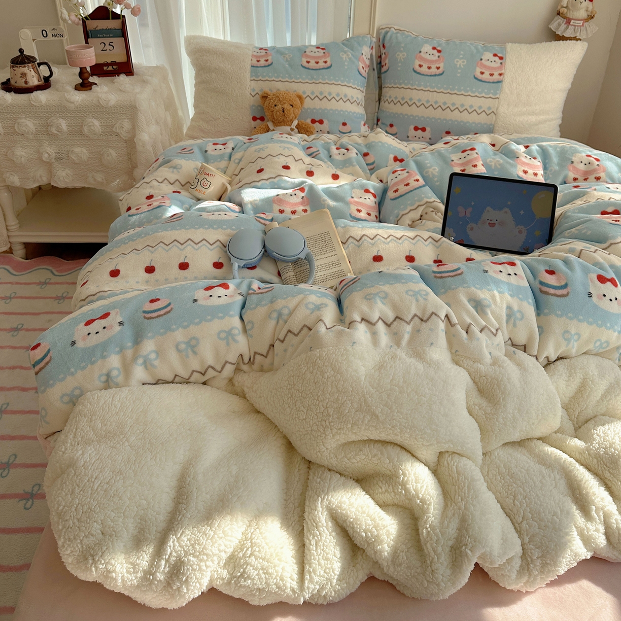 91家纺网 家纺一手货源 找家纺 （总）顾里家纺 2025新款ins韩风甜感羊羔拼接牛奶绒少女系四件套