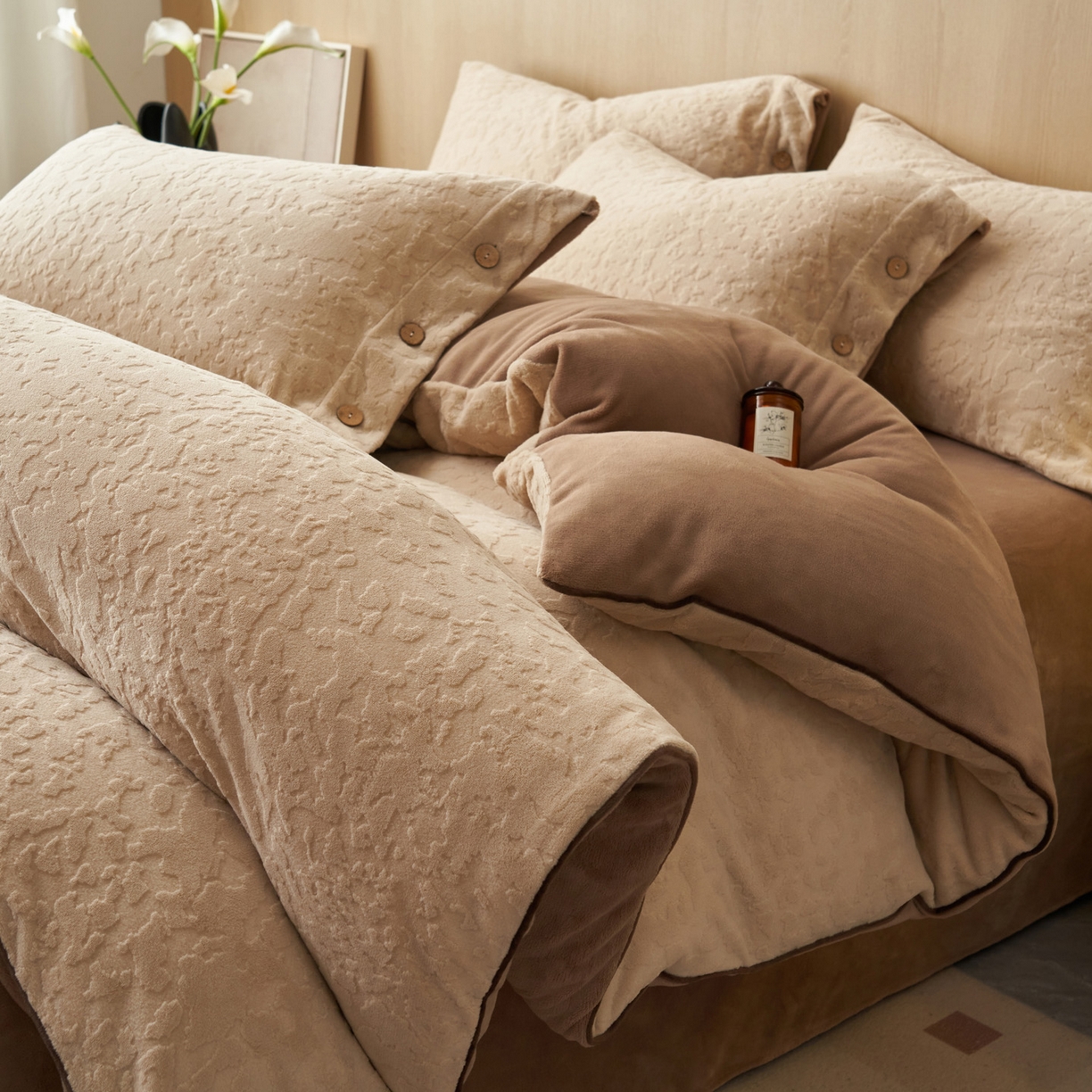 （总）寐绸家纺 2025秋冬新款230g牛奶绒壁纸风雕花四件套