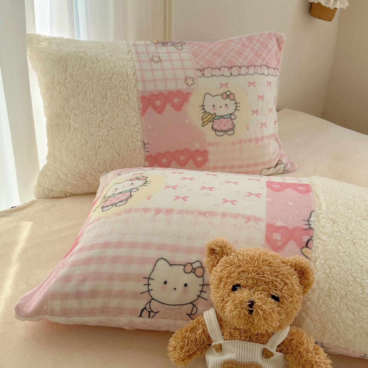 91家纺网 家纺一手货源 找家纺 顾里家纺 2025新款ins韩风甜感羊羔拼接牛奶绒少女系四件套 喵友派对