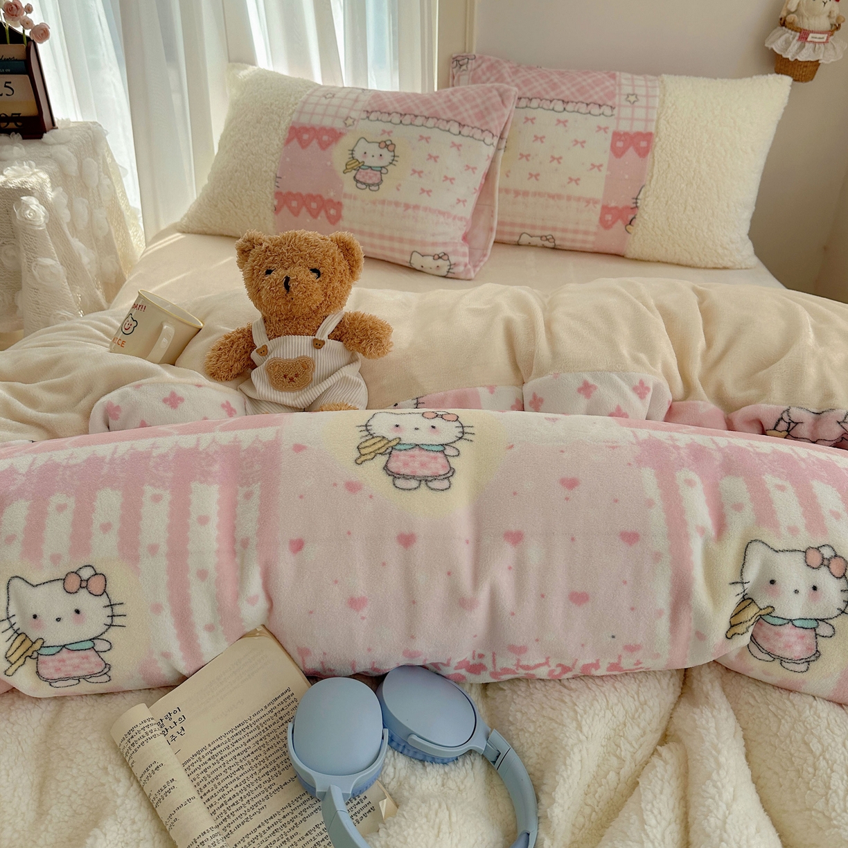 91家纺网 家纺一手货源 找家纺 顾里家纺 2025新款ins韩风甜感羊羔拼接牛奶绒少女系四件套 喵友派对