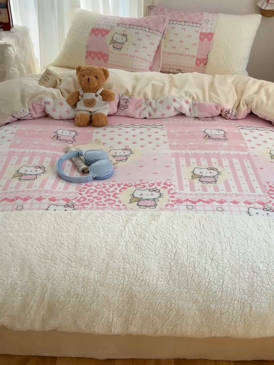 91家纺网 家纺一手货源 找家纺 顾里家纺 2025新款ins韩风甜感羊羔拼接牛奶绒少女系四件套 喵友派对