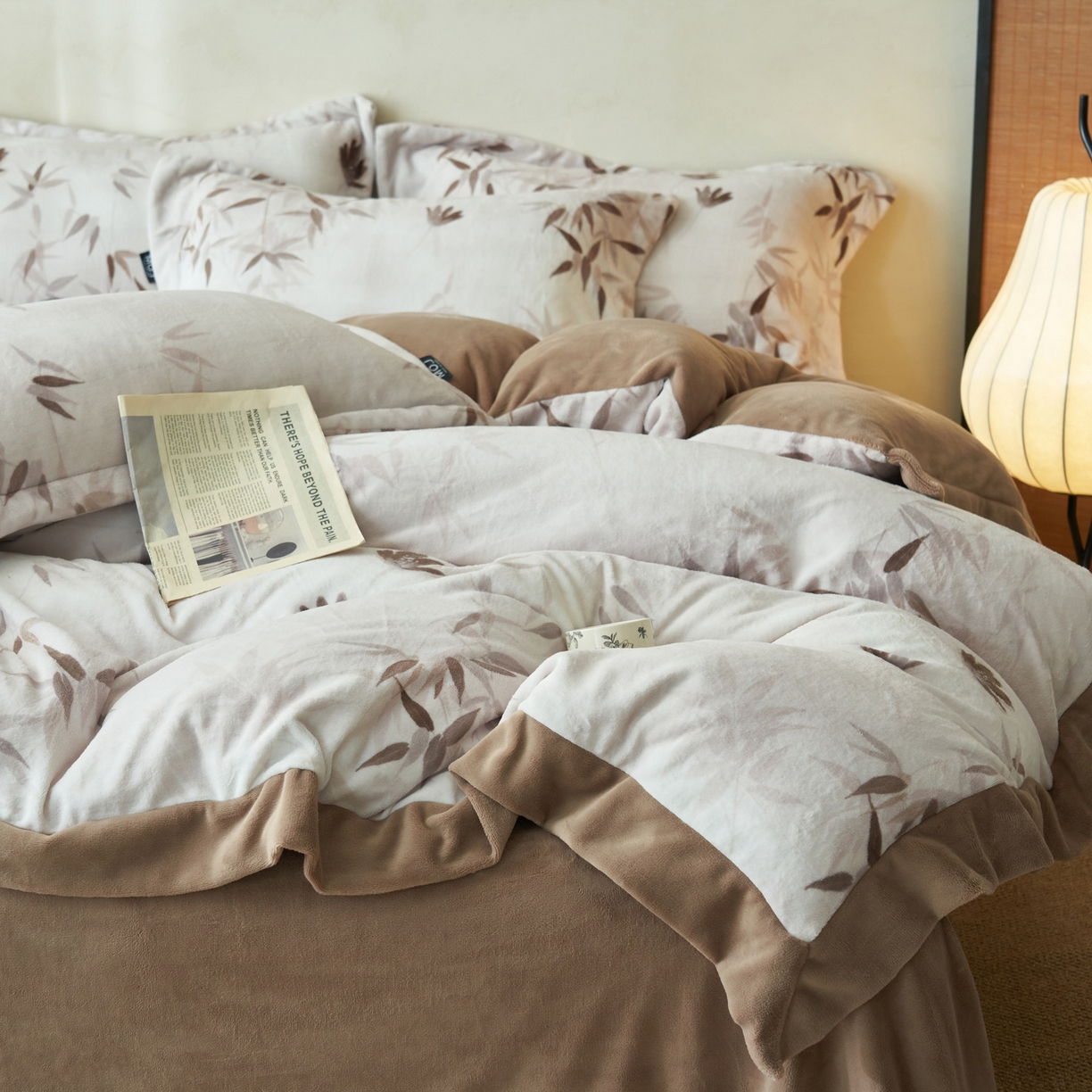 91家纺网 家纺一手货源 找家纺 寐绸家纺 2025秋冬新款230g棉麻风牛奶绒四件套 棉麻风四件套-立竹