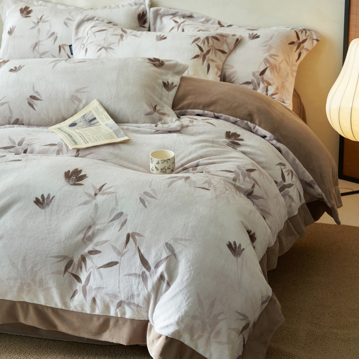 91家纺网 家纺一手货源 找家纺 寐绸家纺 2025秋冬新款230g棉麻风牛奶绒四件套 棉麻风四件套-立竹