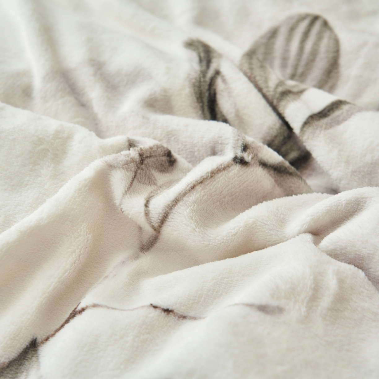 91家纺网 家纺一手货源 找家纺 寐绸家纺 2025秋冬新款230g棉麻风牛奶绒四件套 棉麻风四件套-连里