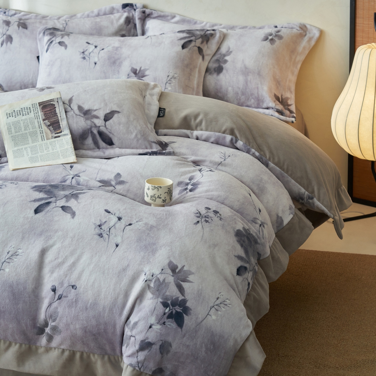 91家纺网 家纺一手货源 找家纺 寐绸家纺 2025秋冬新款230g棉麻风牛奶绒四件套 棉麻风四件套-墨蓝