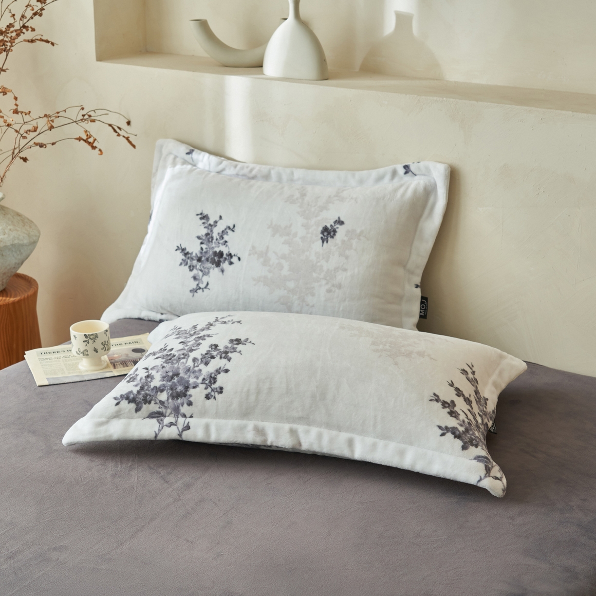 91家纺网 家纺一手货源 找家纺 寐绸家纺 2025秋冬新款230g棉麻风牛奶绒四件套 棉麻风四件套-束放