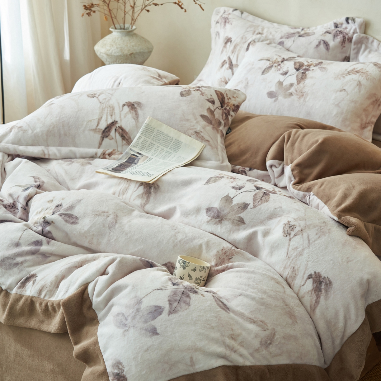 91家纺网 家纺一手货源 找家纺 寐绸家纺 2025秋冬新款230g棉麻风牛奶绒四件套 棉麻风四件套-相伴