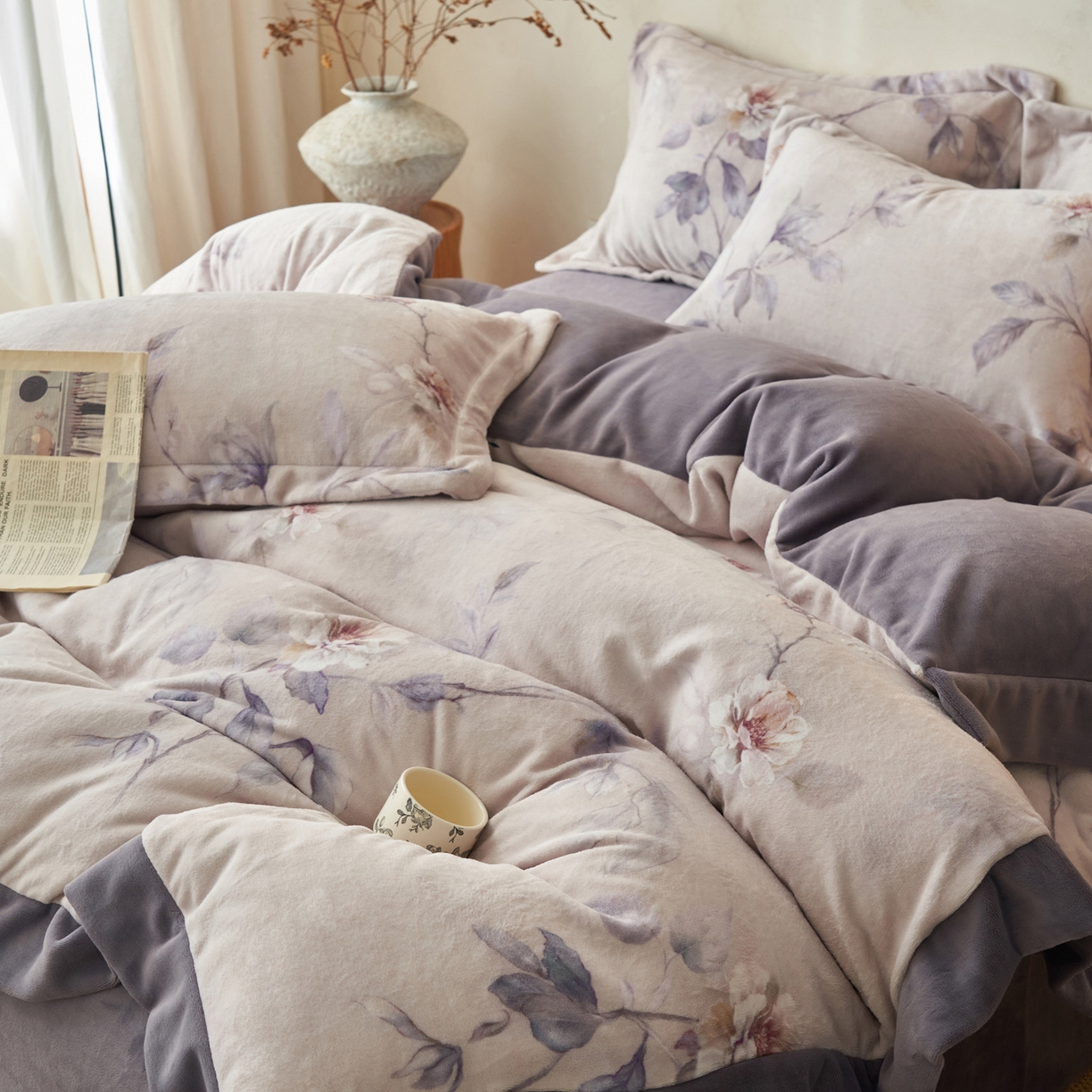 91家纺网 家纺一手货源 找家纺 寐绸家纺 2025秋冬新款230g棉麻风牛奶绒四件套 棉麻风四件套-紫光