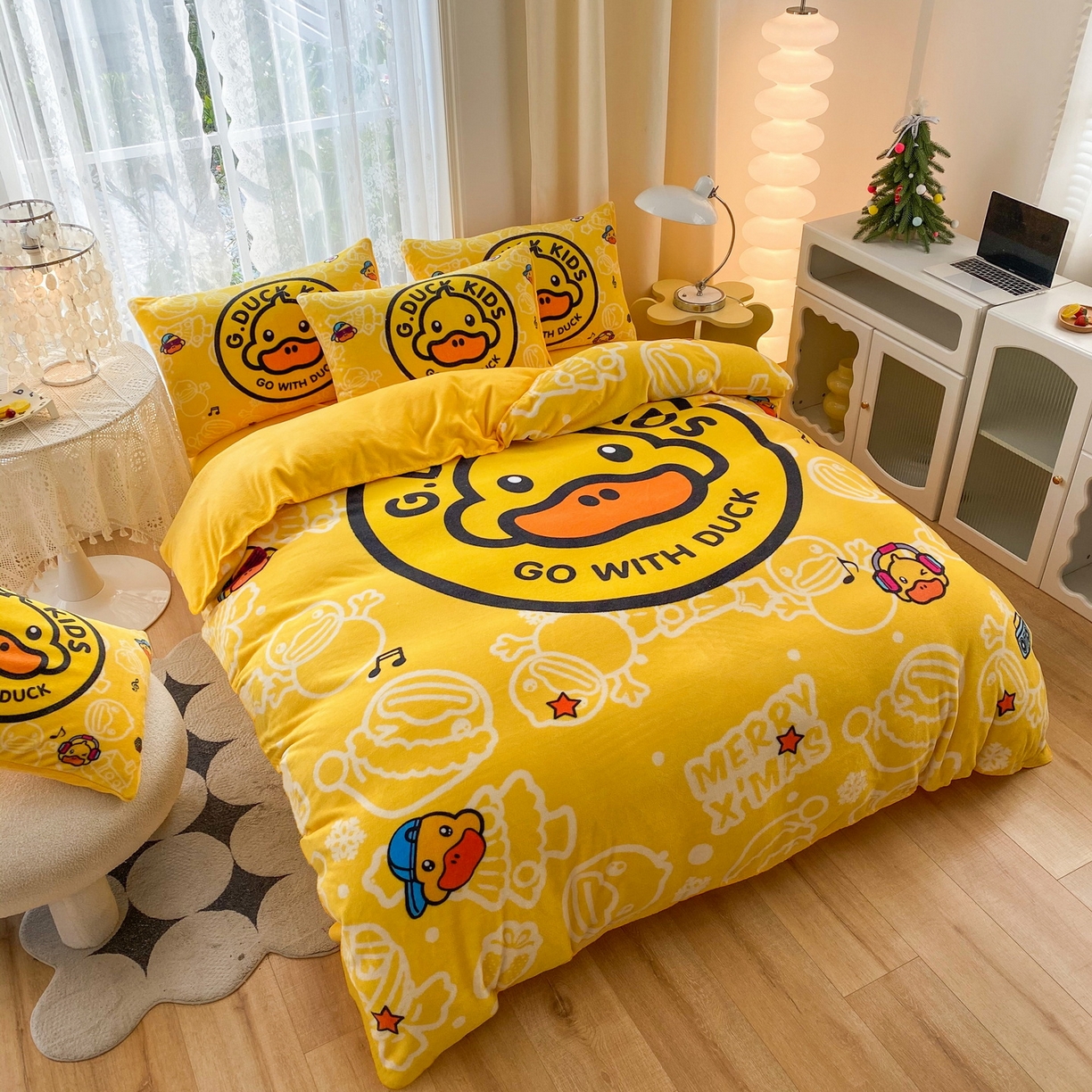 91家纺网 家纺一手货源 找家纺 一电 2025新款冬季双面牛奶珊瑚绒床上四件套法兰绒床品加绒被套床单三件套-第二批 黄小鸭