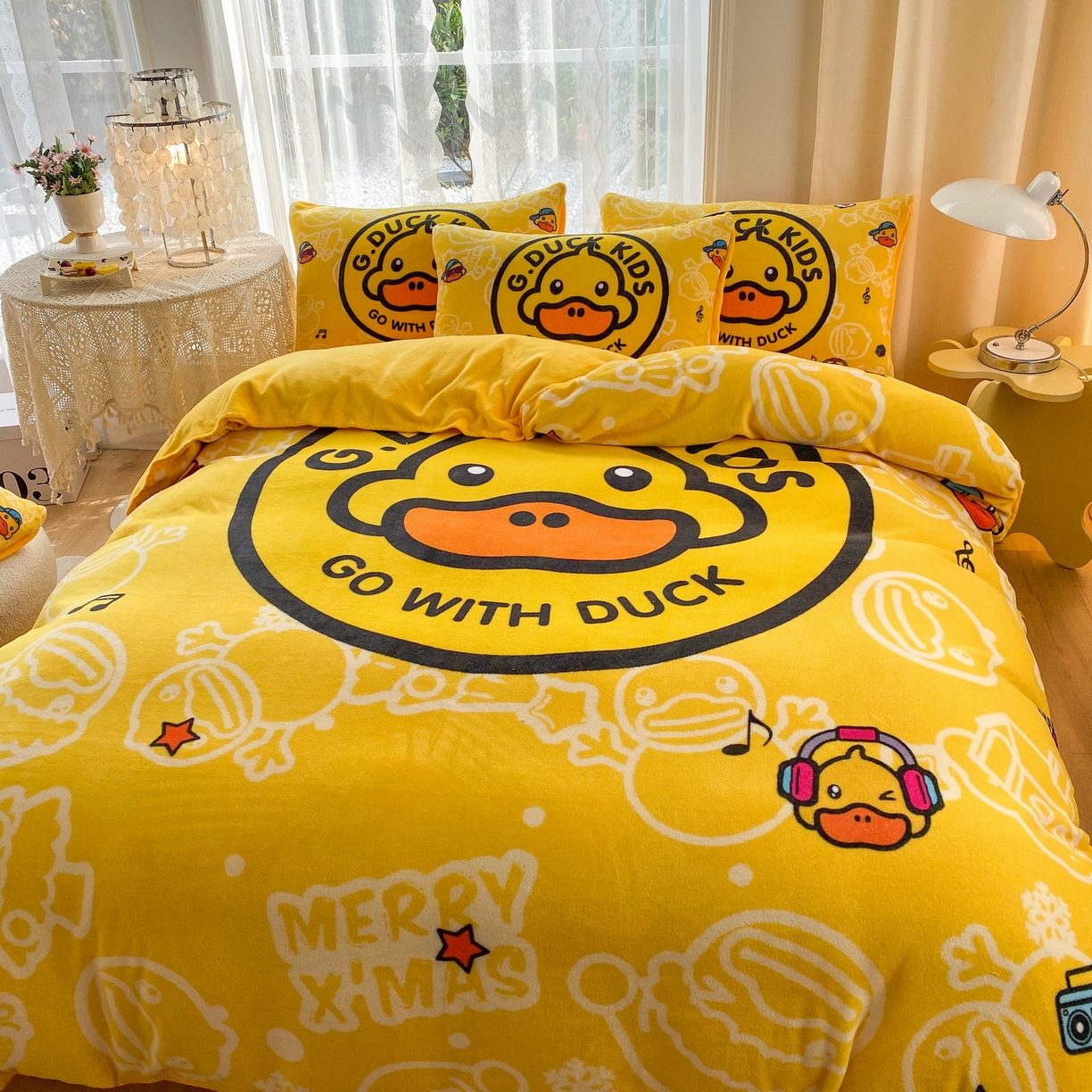 91家纺网 家纺一手货源 找家纺 一电 2025新款冬季双面牛奶珊瑚绒床上四件套法兰绒床品加绒被套床单三件套-第二批 黄小鸭