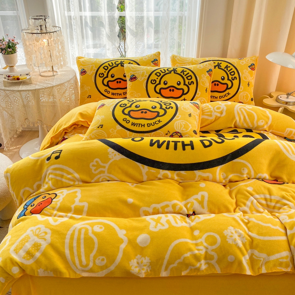 91家纺网 家纺一手货源 找家纺 一电 2025新款冬季双面牛奶珊瑚绒床上四件套法兰绒床品加绒被套床单三件套-第二批 黄小鸭