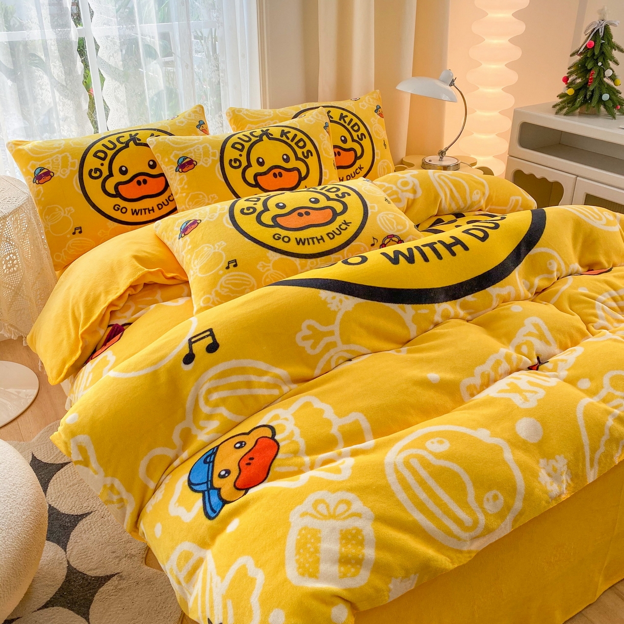 91家纺网 家纺一手货源 找家纺 一电 2025新款冬季双面牛奶珊瑚绒床上四件套法兰绒床品加绒被套床单三件套-第二批 黄小鸭