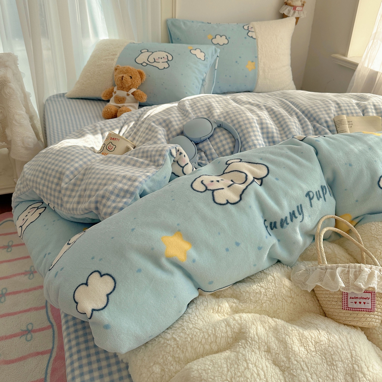 91家纺网 家纺一手货源 找家纺 顾里家纺 2025新款ins韩风甜感羊羔拼接牛奶绒少女系四件套 云朵小狗