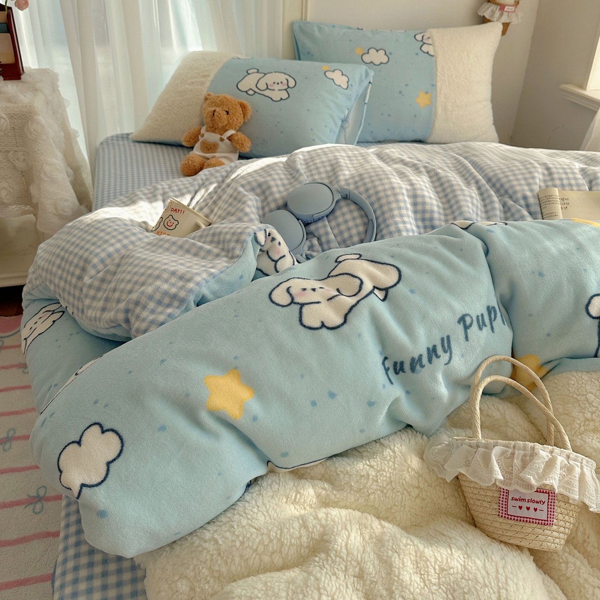 91家纺网 家纺一手货源 找家纺 顾里家纺 2025新款ins韩风甜感羊羔拼接牛奶绒少女系四件套 云朵小狗