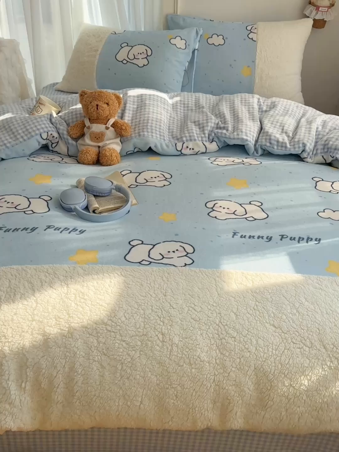 91家纺网 家纺一手货源 找家纺 顾里家纺 2025新款ins韩风甜感羊羔拼接牛奶绒少女系四件套 云朵小狗