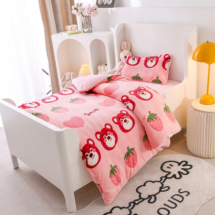 91家纺网 家纺一手货源 找家纺 （总）萌宝家纺 2025新款加厚儿童牛奶绒被套幼儿园保暖三件套