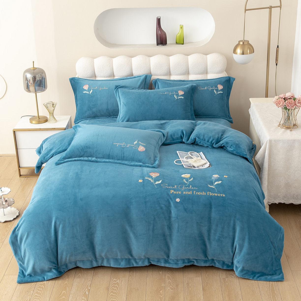 91家纺网 家纺一手货源 找家纺 （总）昊翔家纺 2025新款牛奶绒宽边刺绣四件套花蕊