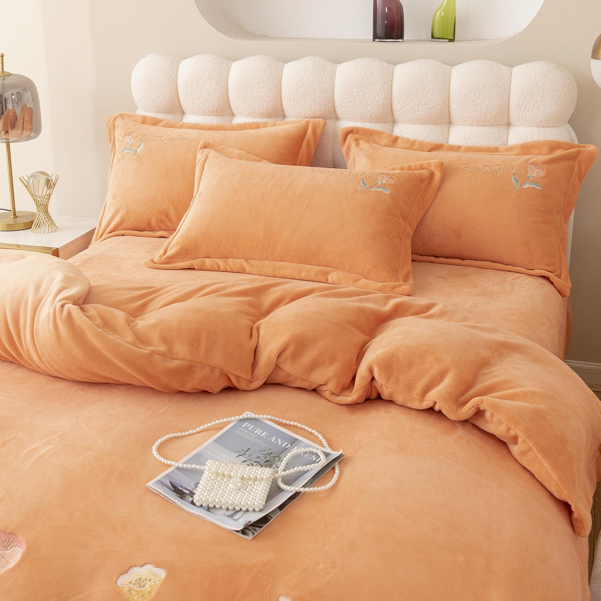 91家纺网 家纺一手货源 找家纺 （总）昊翔家纺 2025新款牛奶绒宽边刺绣四件套花蕊