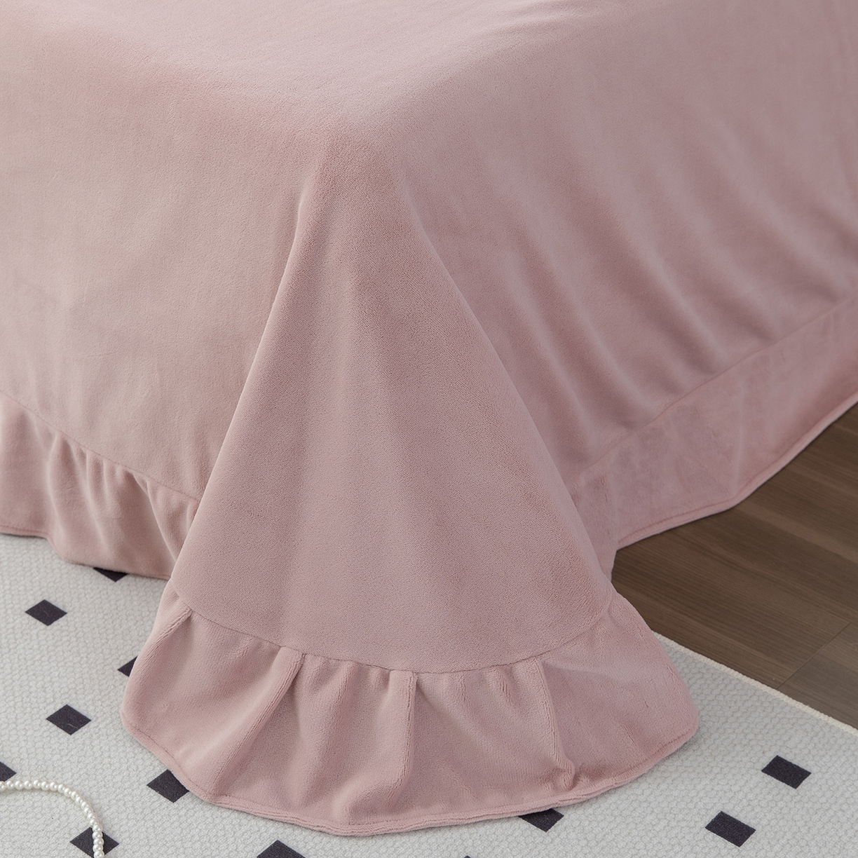 91家纺网 家纺一手货源 找家纺 （总）昊翔家纺 2025新款全消光拼角刺绣四件套南瓜派