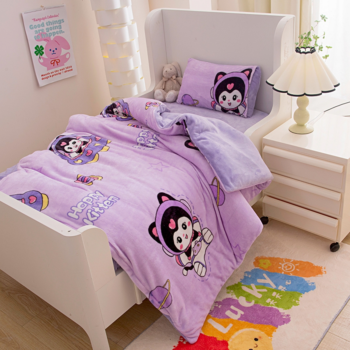 91家纺网 家纺一手货源 找家纺 萌宝家纺 2025新款加厚儿童牛奶绒被套幼儿园保暖三件套 紫色精灵