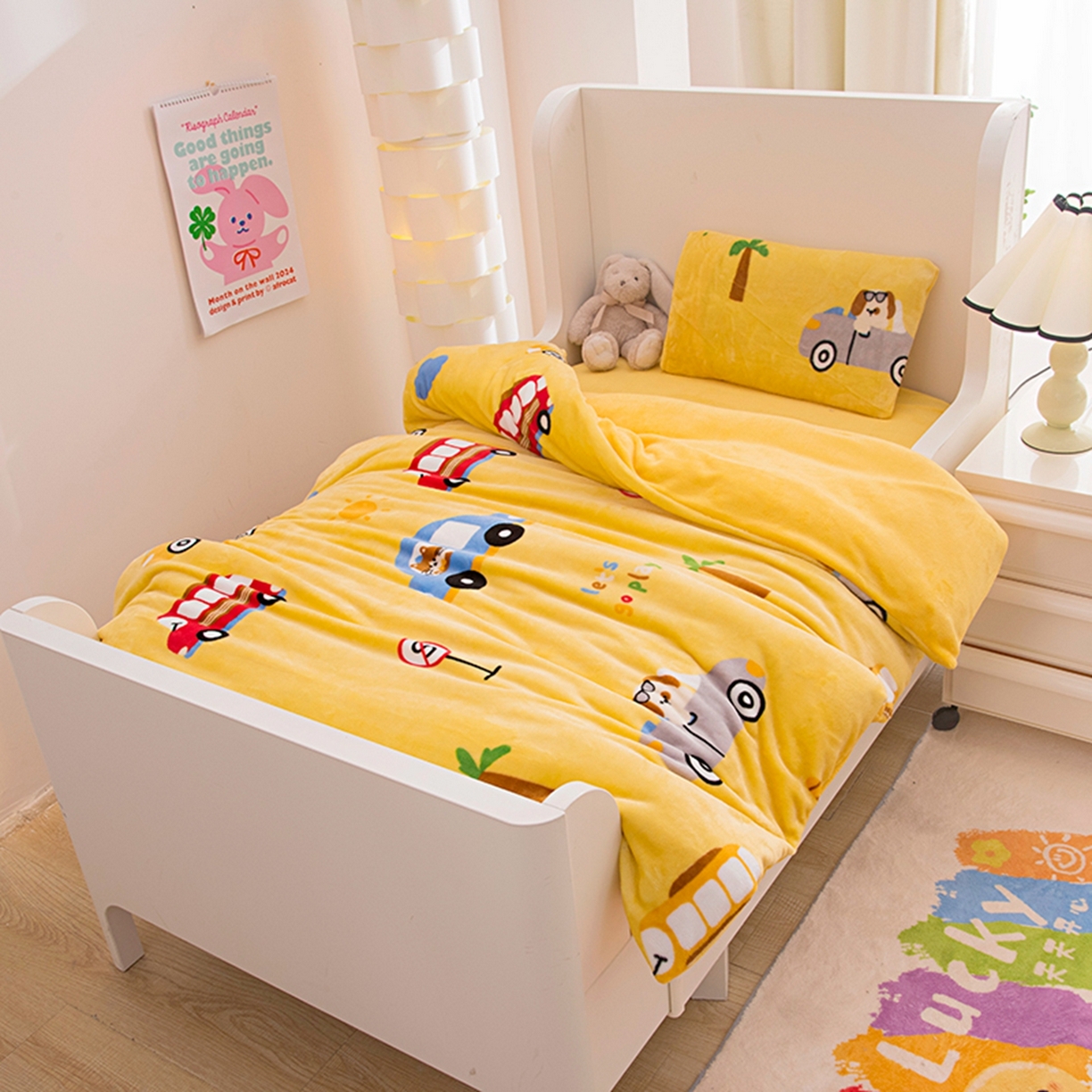 91家纺网 家纺一手货源 找家纺 萌宝家纺 2025新款加厚儿童牛奶绒被套幼儿园保暖三件套 汽车-黄