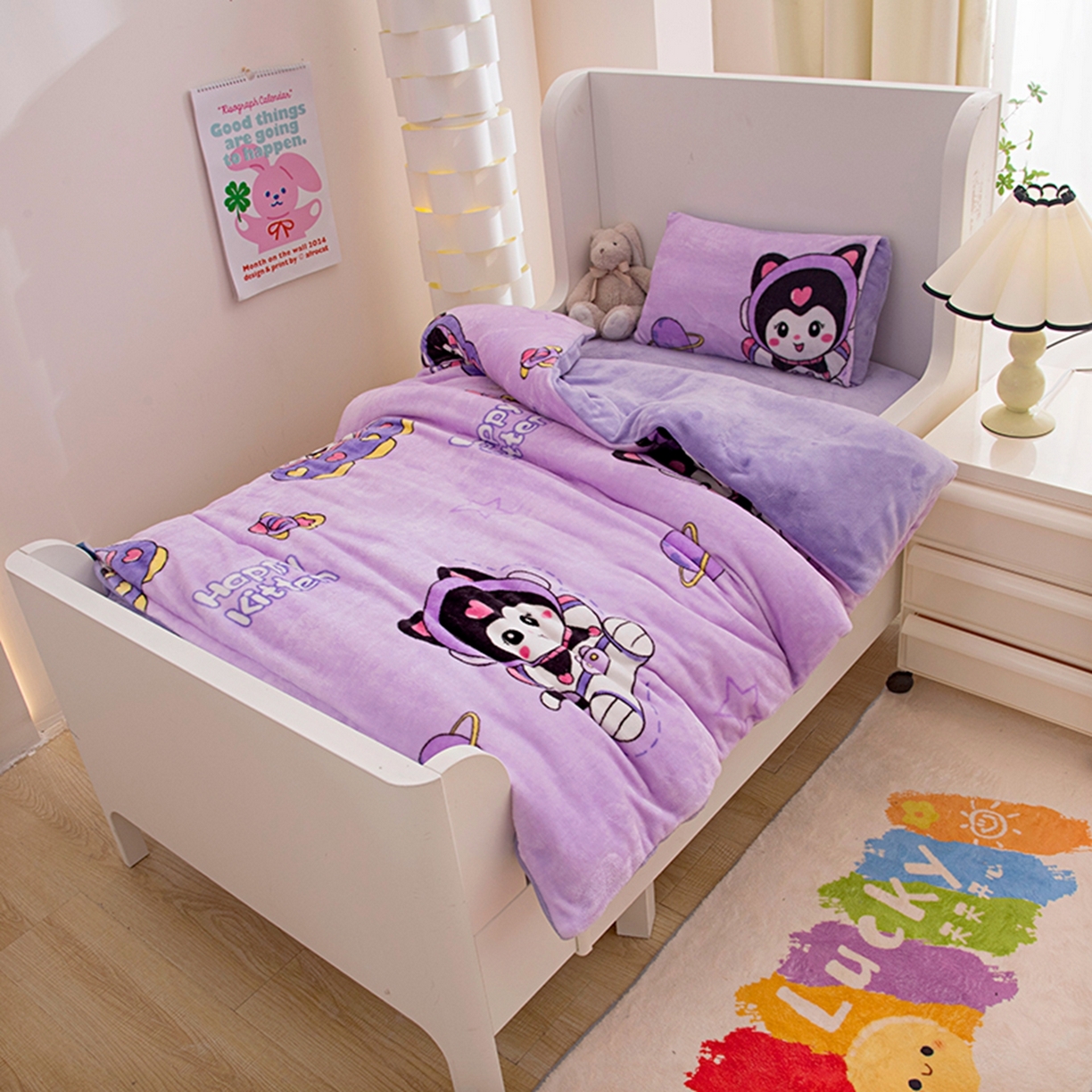 91家纺网 家纺一手货源 找家纺 萌宝家纺 2025新款加厚儿童牛奶绒被套幼儿园保暖三件套 紫色精灵