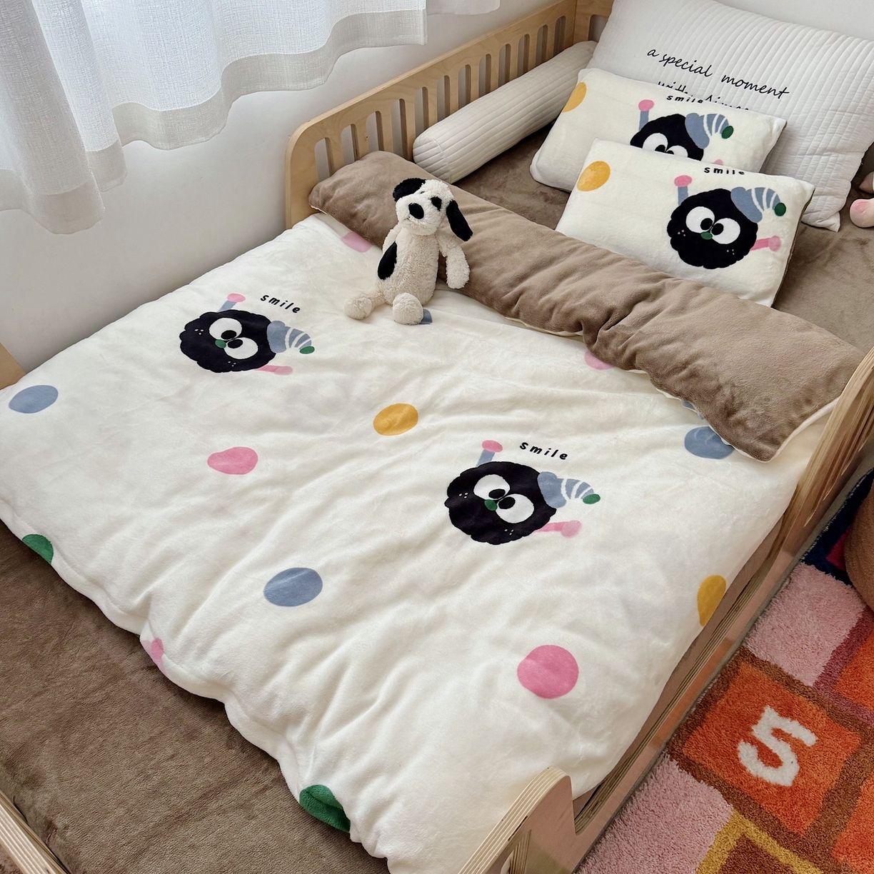 91家纺网 家纺一手货源 找家纺 萌宝家纺 2025新款加厚儿童牛奶绒被套幼儿园保暖三件套 没烦恼