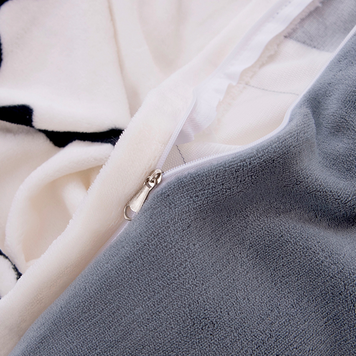 91家纺网 家纺一手货源 找家纺 萌宝家纺 2025新款加厚儿童牛奶绒被套幼儿园保暖三件套 奶牛