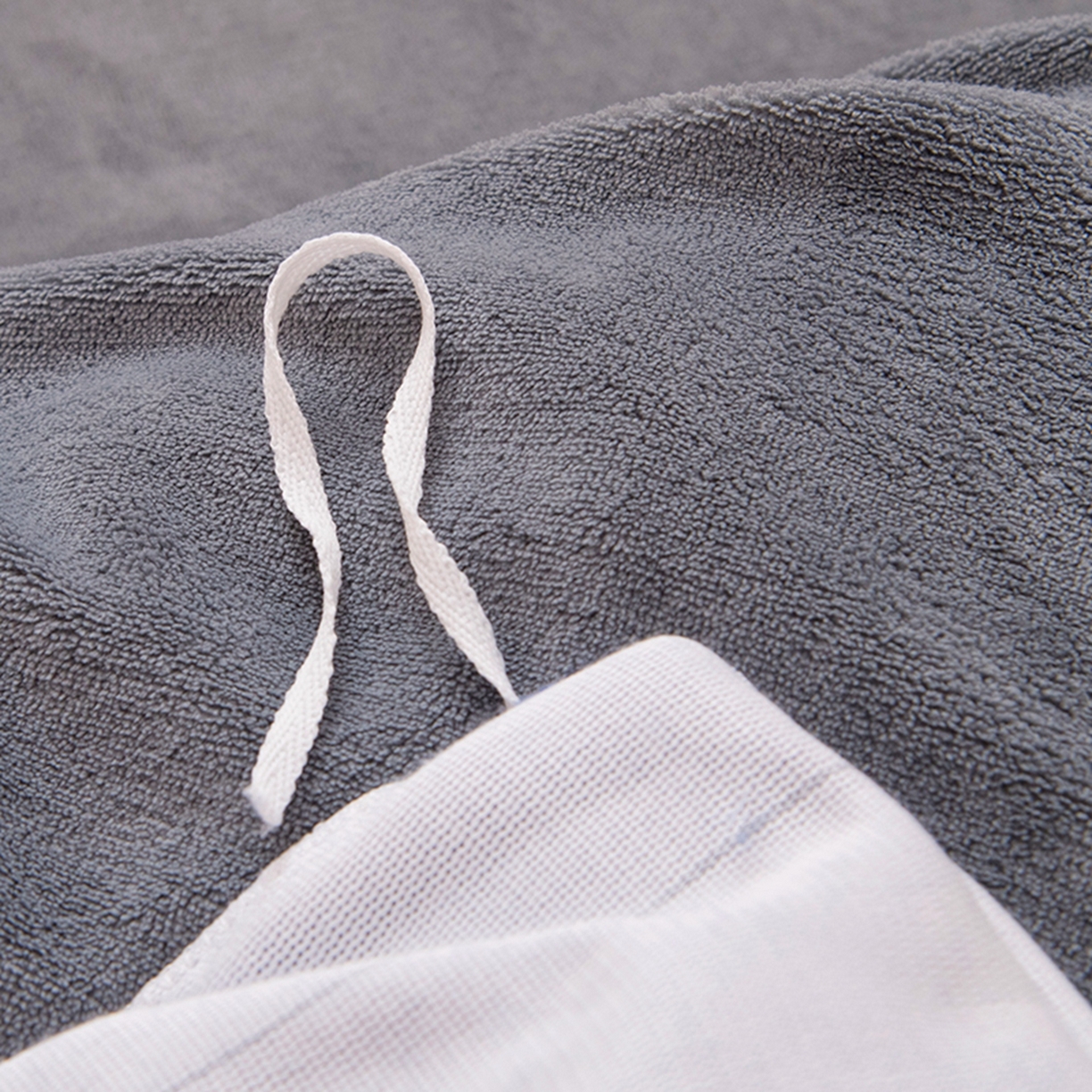 91家纺网 家纺一手货源 找家纺 萌宝家纺 2025新款加厚儿童牛奶绒被套幼儿园保暖三件套 汽车-蓝灰