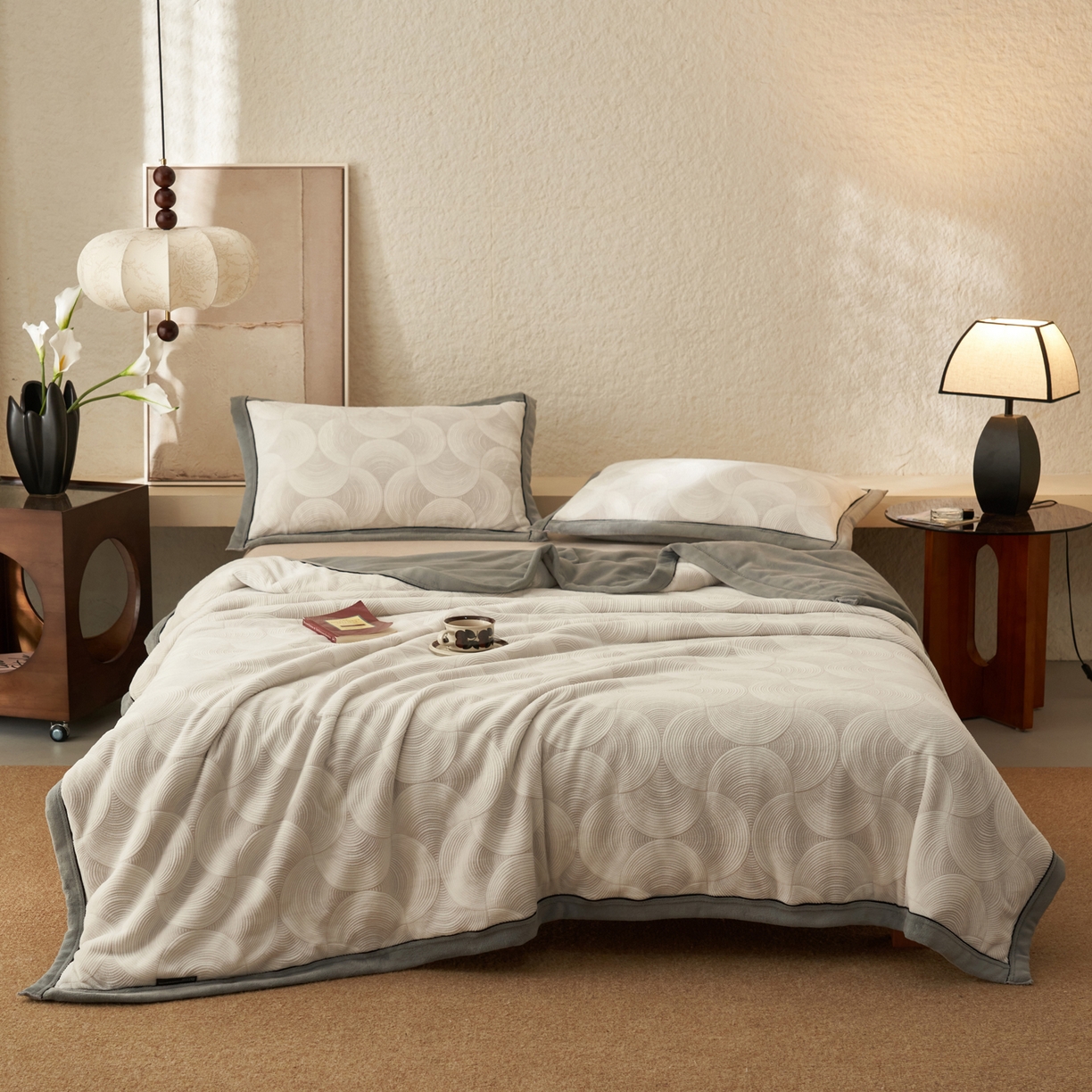 91家纺网 家纺一手货源 找家纺 寐绸家纺 2025新款230g牛奶绒染色雕花功能毛毯 雕花功能毯-年轮