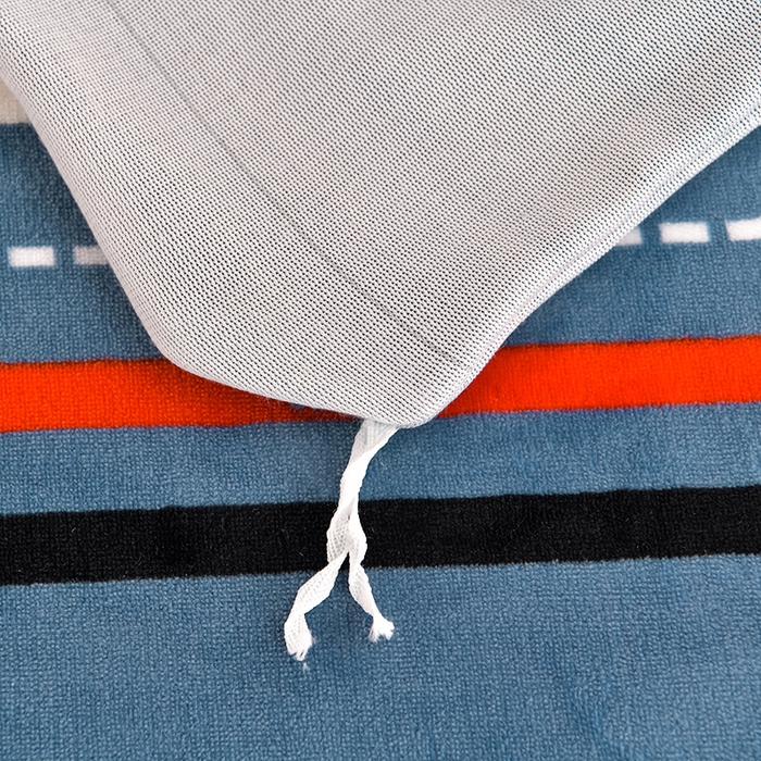 91家纺网 家纺一手货源 找家纺 妮恒美 2025新款牛奶绒印花床裙款四件套法莱绒四件套珊瑚金貂绒四件套 飞驰人生