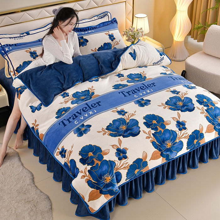 91家纺网 家纺一手货源 找家纺 妮恒美 2025新款牛奶绒印花床裙款四件套法莱绒四件套珊瑚金貂绒四件套 花开绽放