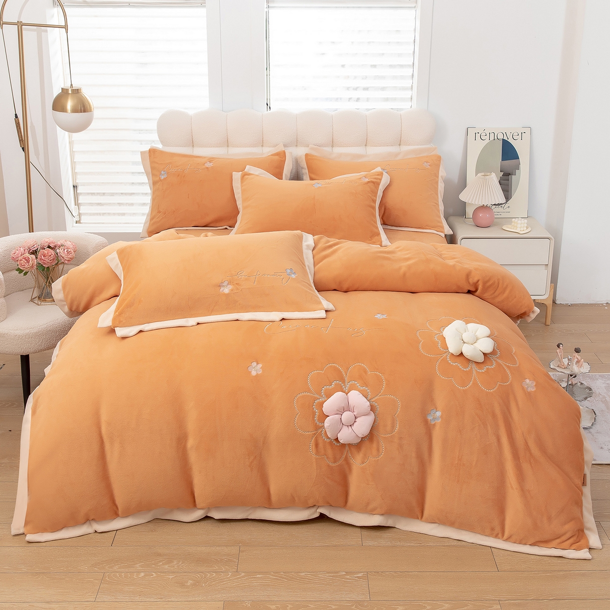 91家纺网 家纺一手货源 找家纺 （总）昊翔家纺 2025新款全消光蚕丝绒段角刺绣四件套花之语