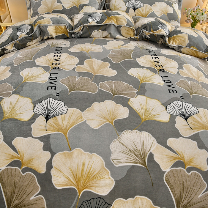 91家纺网 家纺一手货源 找家纺 妮恒美 2025新款牛奶绒印花床裙款四件套法莱绒四件套珊瑚金貂绒四件套 幸运叶